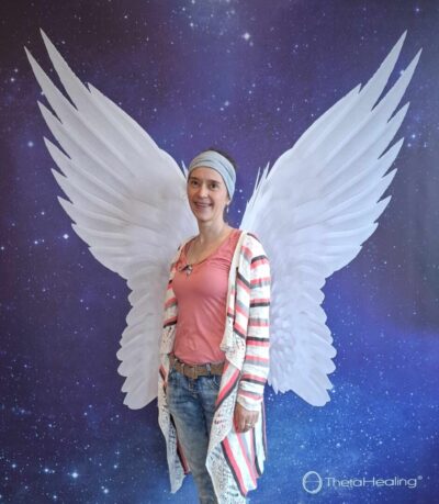 sabine-fluegel-weiss-2026